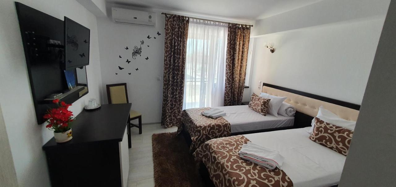 Motel Didona B Sendreni Exterior foto